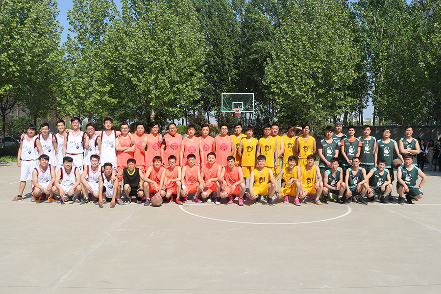 青春無(wú)畏，逐夢(mèng)揚(yáng)威！河南青峰屆“創(chuàng)新杯”員工籃球聯(lián)賽首戰(zhàn)圓滿(mǎn)落幕！